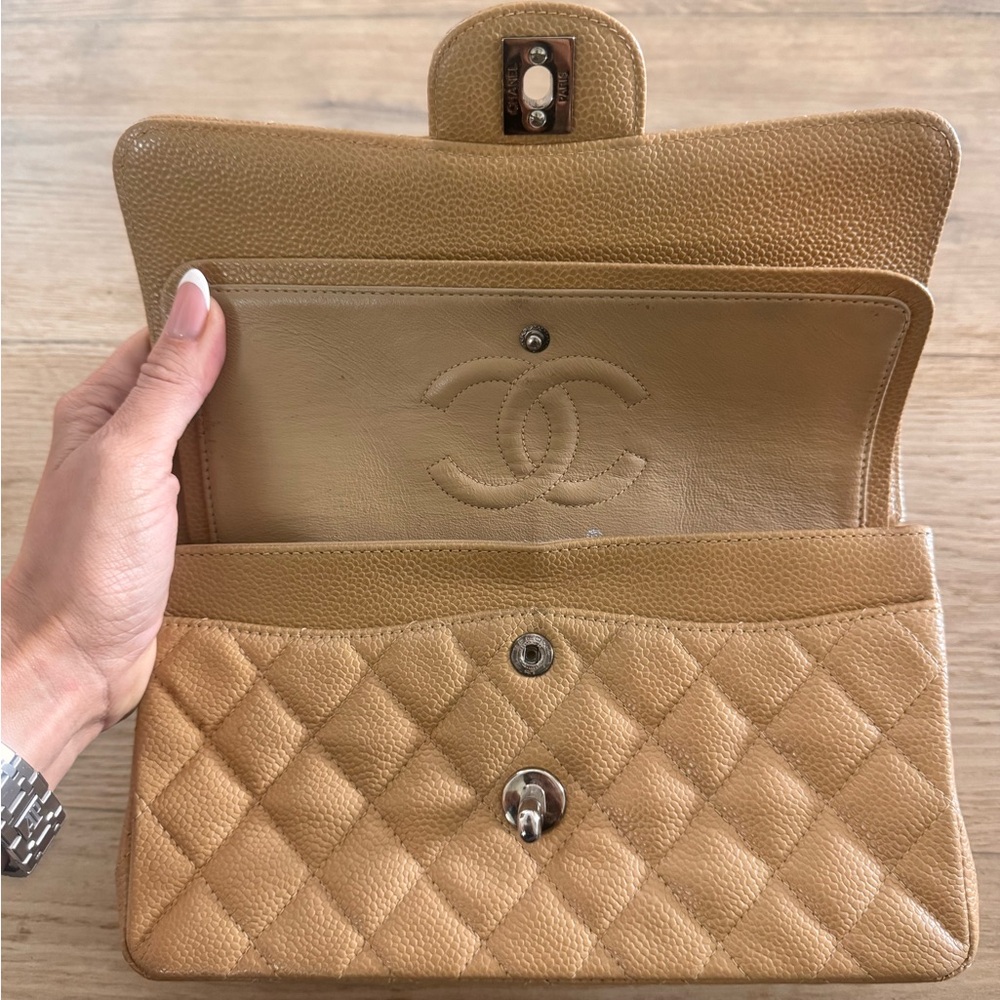 CHANEL Classic Medium Double Flap Caramel - Picture 8 of 12